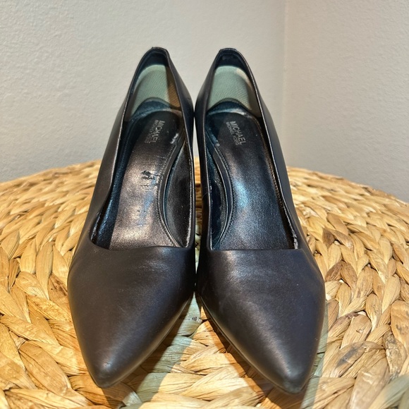 MICHAEL KORS Pumps size 8.5 - Picture 8 of 9